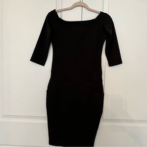 Black fitted dress - size small